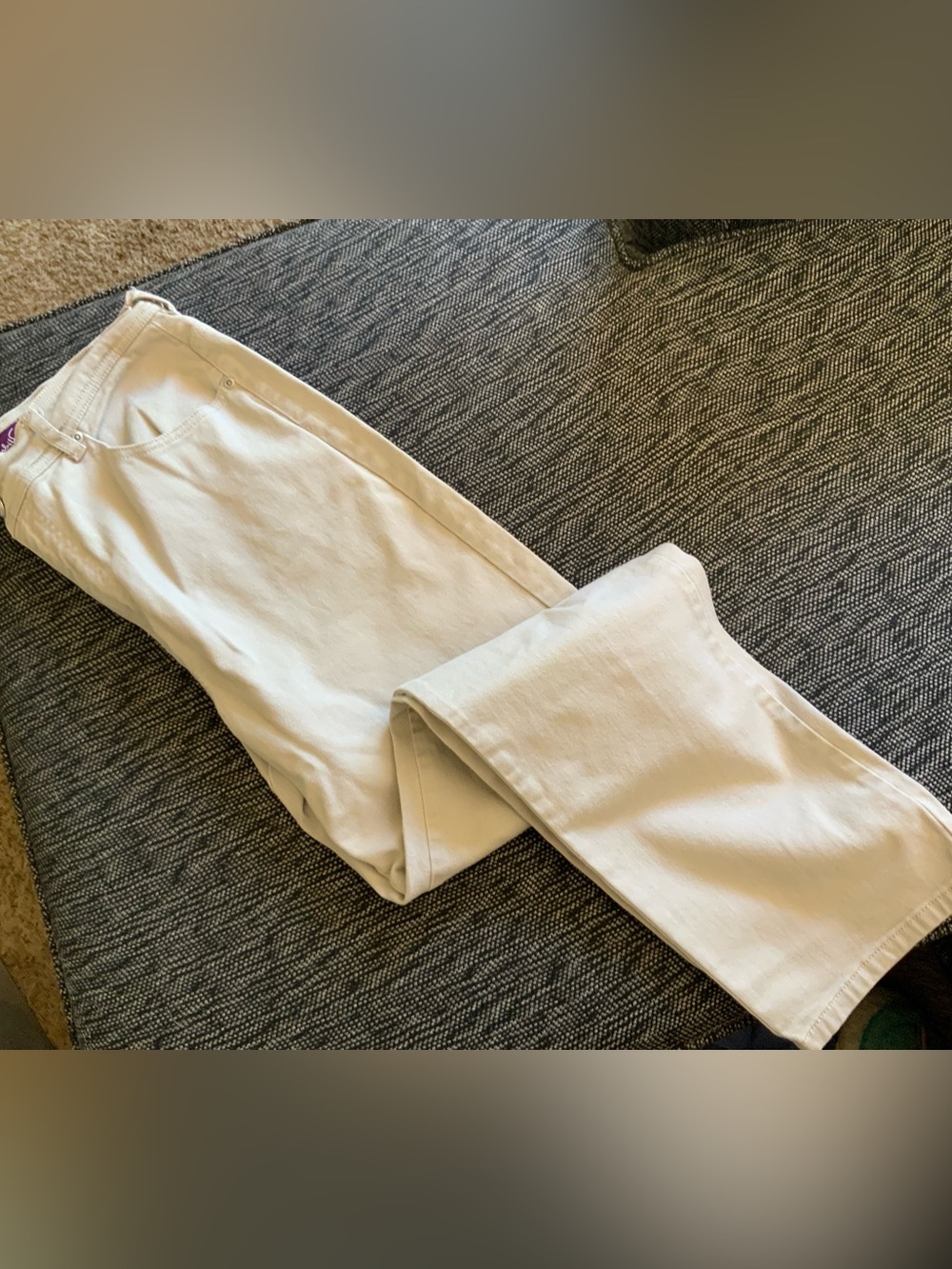 Gloria Vanderbilt Cream/Off-White Women's Jeans